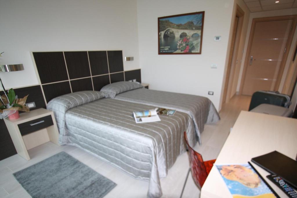 Hotel Garni Corallo Torbole Sul Garda Cameră foto